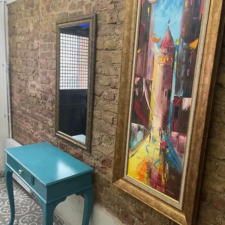 Ozcans Sururi Pera Flats 8 Стамбул